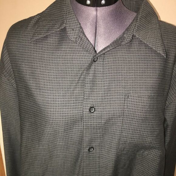 Manhattan Plaid Dress Up Button Up Large - Picture 2 of 5